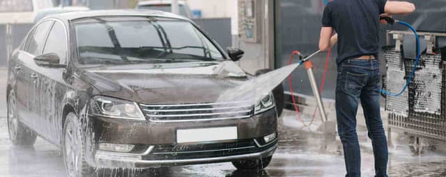 The Role of Deionized Water in Auto Detailing