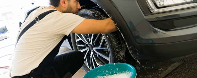 How to Clean the Undercarriage of a Car