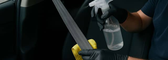 How To Clean Car Seat Belts: With Safety Precautions